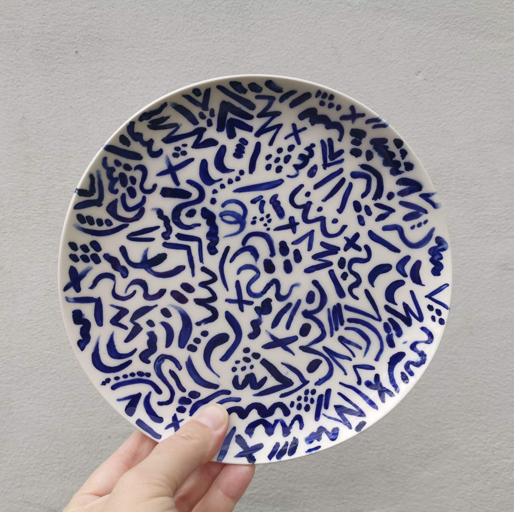 blue squiggle plate ~ size large